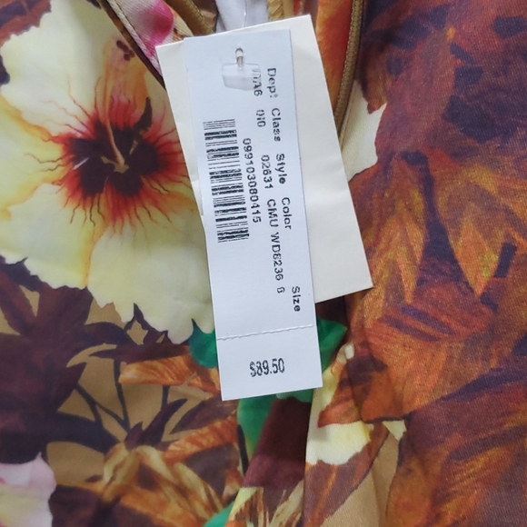 🆕 J. CREW - NWT FLORAL SHORTS - Picture 6 of 10